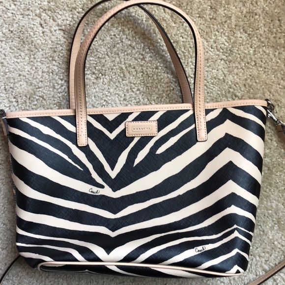 Coach Handbags - ⚡️New! Coach Zebra Print shoulder/ crossbody bag